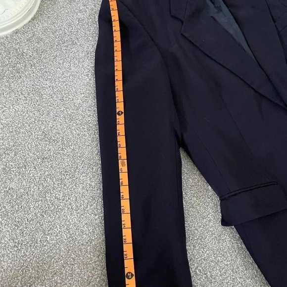 Authentic Givenchy men’s blazer in Navy Blue - Picture 10 of 12